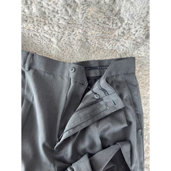 Van Heusen Mens Size 36/32 Pleated Pants Gray Casual Button Zip Pocket - Picture 8 of 11